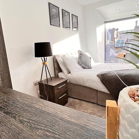 Apartamento Top Floor Gem In Liverpool City Centre Exterior foto