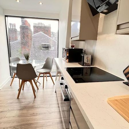 Apartamento Top Floor Gem In Liverpool City Centre Exterior foto